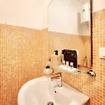 Free Parking-sea View, With Pool & Garden דירה סנרמו