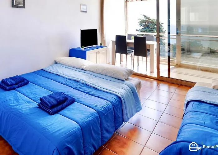 Free Parking-sea View, With Pool & Garden San Remo