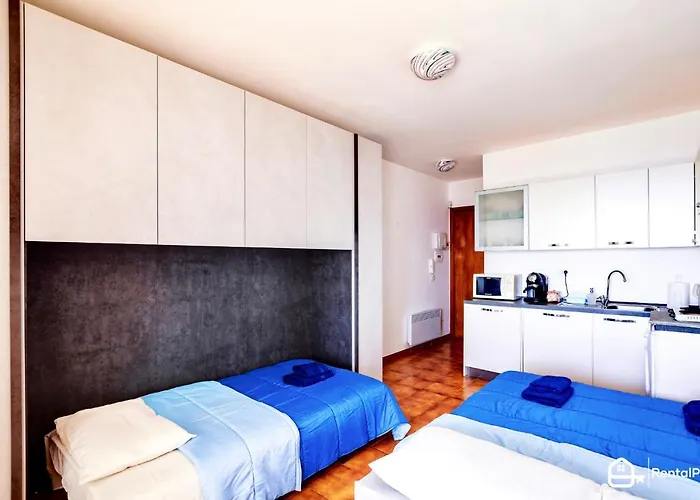 Free Parking-sea View, With Pool & Garden Apartamento Sanremo